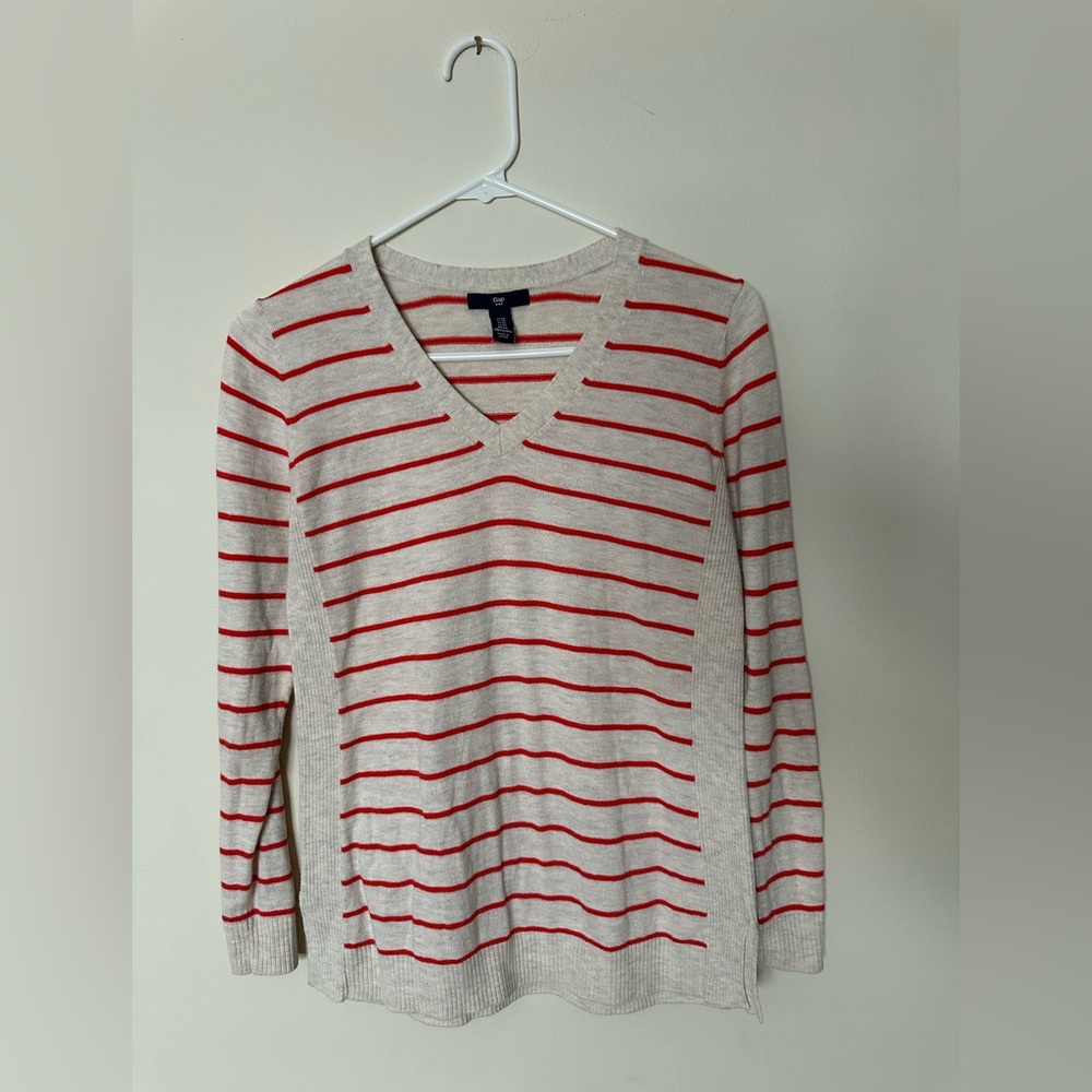 GAP Cream and Red Striped Top‎